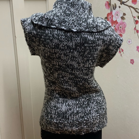 🌺 MUDD Dark Grey Cowl Neck Knit Sweater Tops - Picture 3 of 7